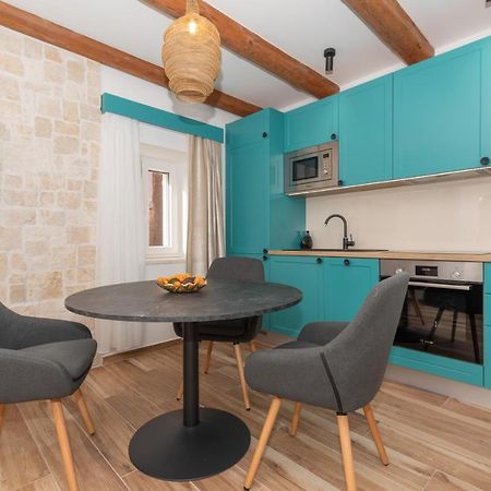 Ivka Makarska - Modern And Luxurious Oldtown Apartament Exterior foto